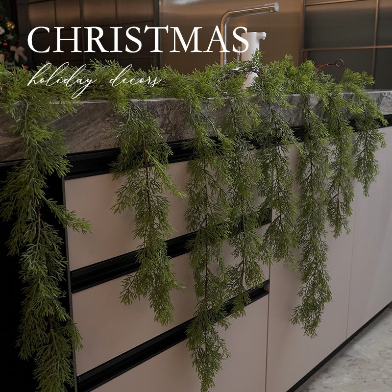 Christmas Decorative Wreath with Fir Branches, Wall Hanging Window Decoration, Artificial Garland for Holiday Display